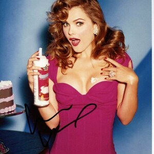 Keri Russell signed autographed 8x10 waitress jenna hunterson photo