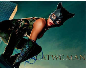 Halle Berry signed autographed 8x10 catwoman patience phillips photo