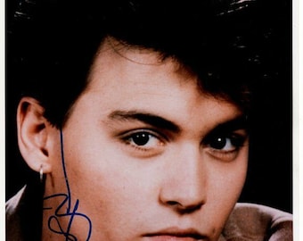 ジョニー・デップのサイン入り8x10ショコラ・ルー写真 - Etsy 日本