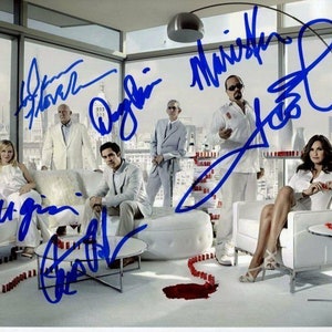 Law & Order: SVU signed 8x10 cast photo ( mariska hargitay dann florek ice t danny pino richard belzer and kelli giddish )