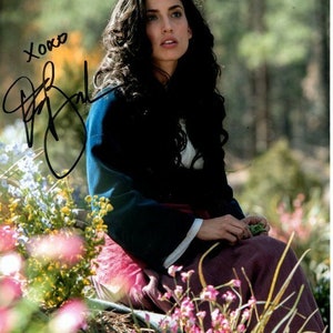 Tania raymonde signed autographed photo