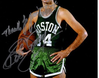 (やす)ボブ・クージー 直筆サインカード ボブ・クージーのサイン入り8x10 NBAボストンセルティックス写真
