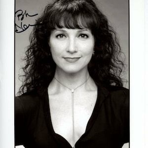 Bebe Neuwirth signed autographed 8x10 photo