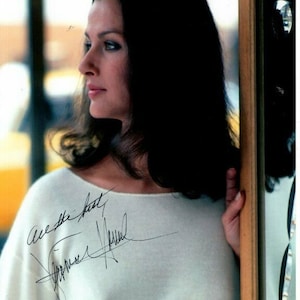 Veronica hamel signed autographed photo