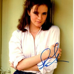 Lea Thompson signed autographed 8x10 photo