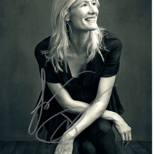 ローラ・ダーン直筆サイン入り超 特大写真…Laura Dern il_340x270.4252676419_ndr9.jpg