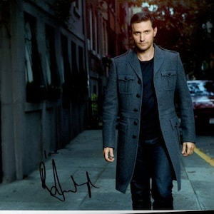 Richard Armitage signed autographed 8x10 photo