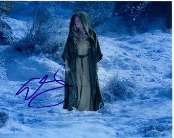 エル・ファニングのサイン入り 8x10 マレフィセント オーロラ写真