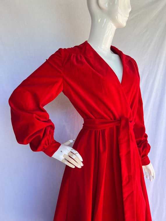 70’s Red Velvet Tie Waist Dress - image 10