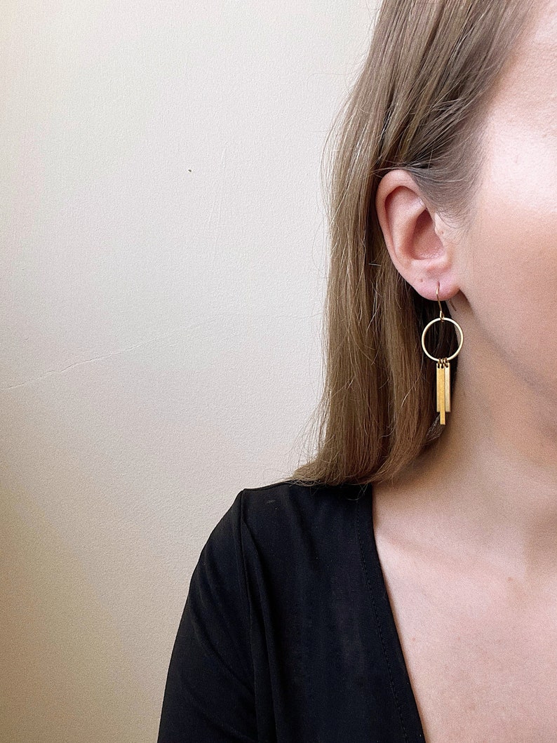 Minimal brass earrings, statement jewellery, long dangle earrings zdjęcie 3