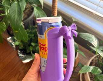 3D Printed Energy Drink Holder with Bow | Can Cozie with Handle