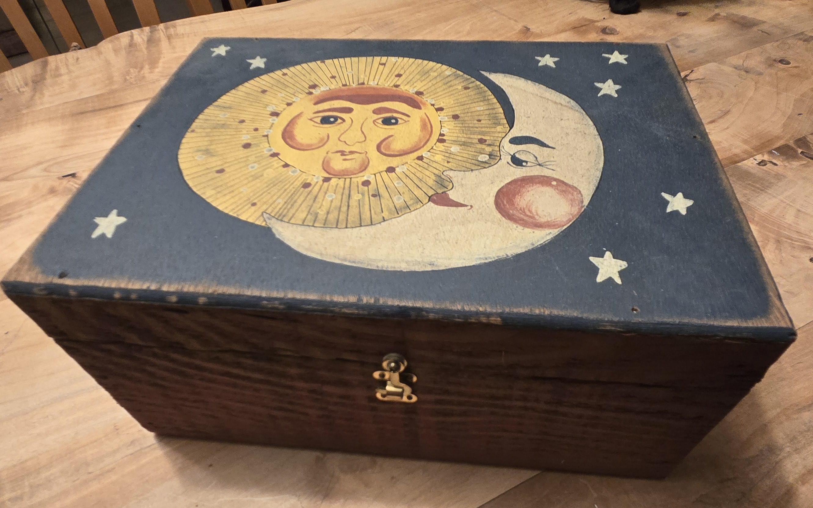 1990's〜2000's　アメリカ製ヴィンテージ　満月　山　ジュエリーボックス 1990s Celestial Box - Etsy