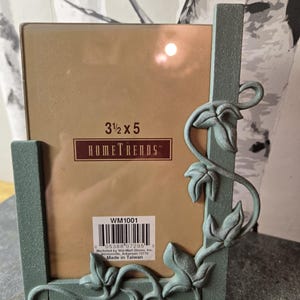 Photo Frame Green Leaves Green Metal Vintage 1990s