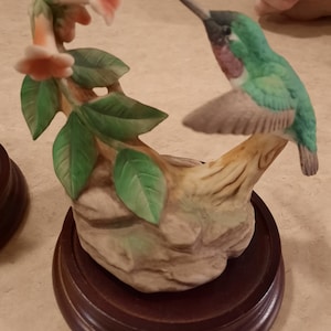 Porcelain Black-Chinned Hummingbird Figure Andrea by Sadek Vintage 1983 Bird Decor Mom Birthday Gift Animorphic Figurine