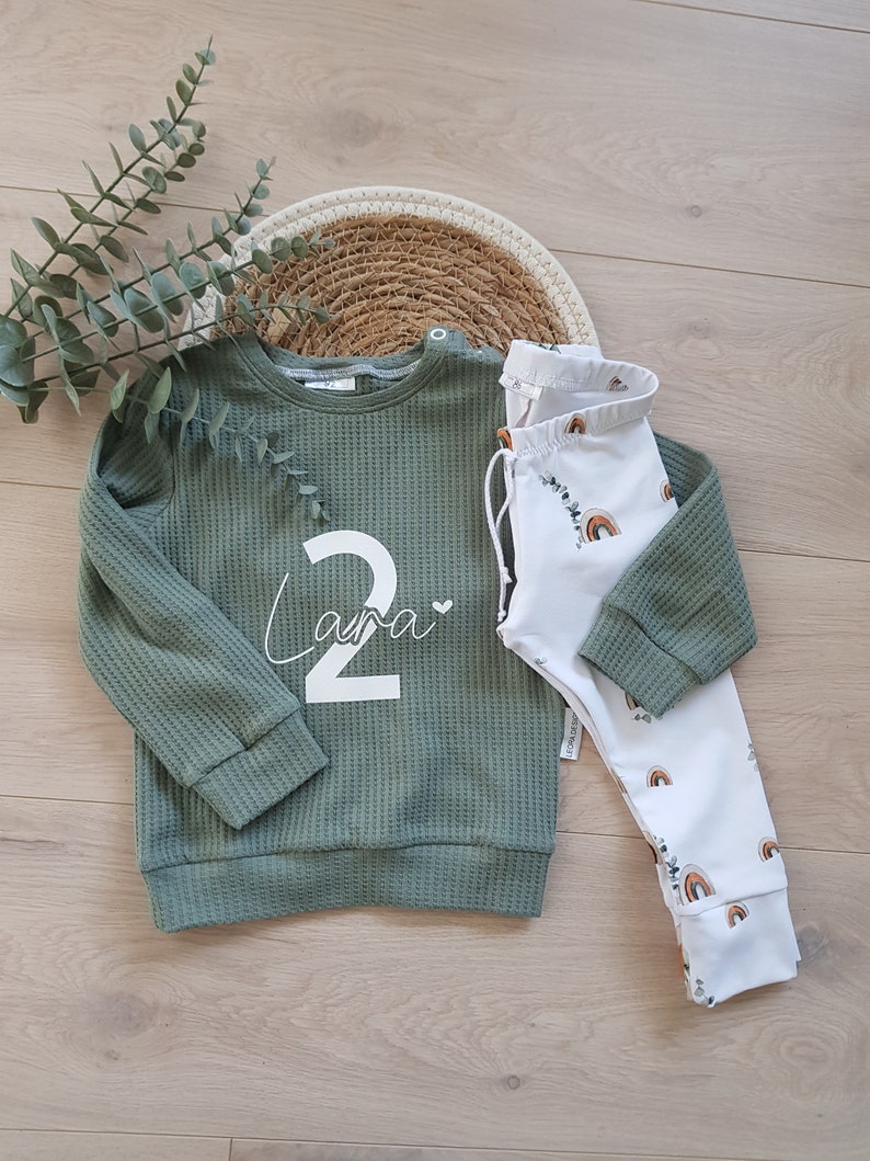 Set aus Sweater und Leggings/Sweater Altgrün/Leggings Regenbogen Bild 4