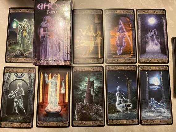 趣味・スポーツ・実用 GHOST TAROT Davide Corsi Ghost Tarot: Corsi, Davide: 9780738743530: Amazon.com: Books