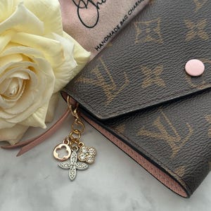 Make.N Crystal Charm43 - Embossed Metal Ribbon (2 color) Make.N Crystal Charm43 - Embossed Metal Ribbon (2 color)