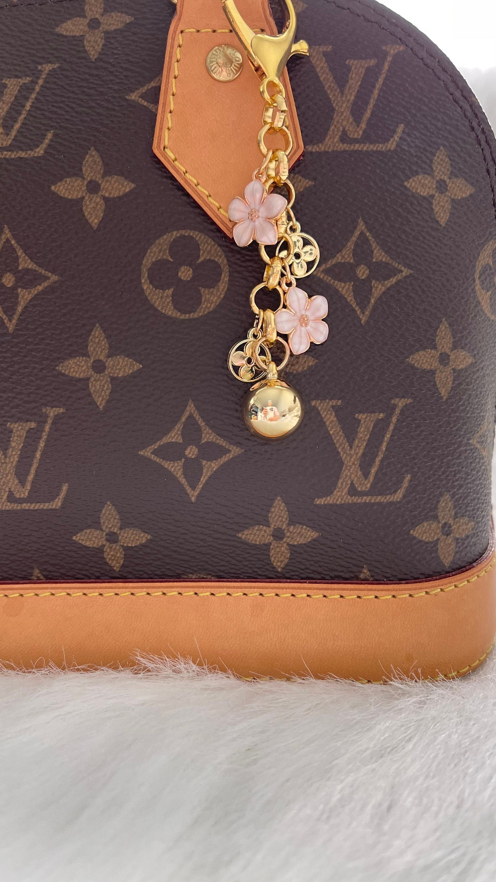 My replica Louis Vuitton Sac Retro Cherry Blossom bag 🌸 