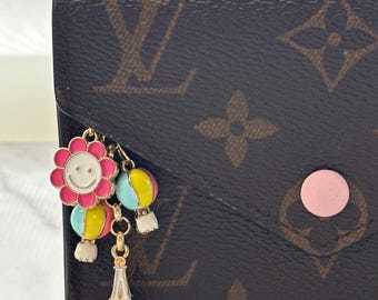 Paris Eiffel Tower Purse Charm: Pastel Balloons & Flowers