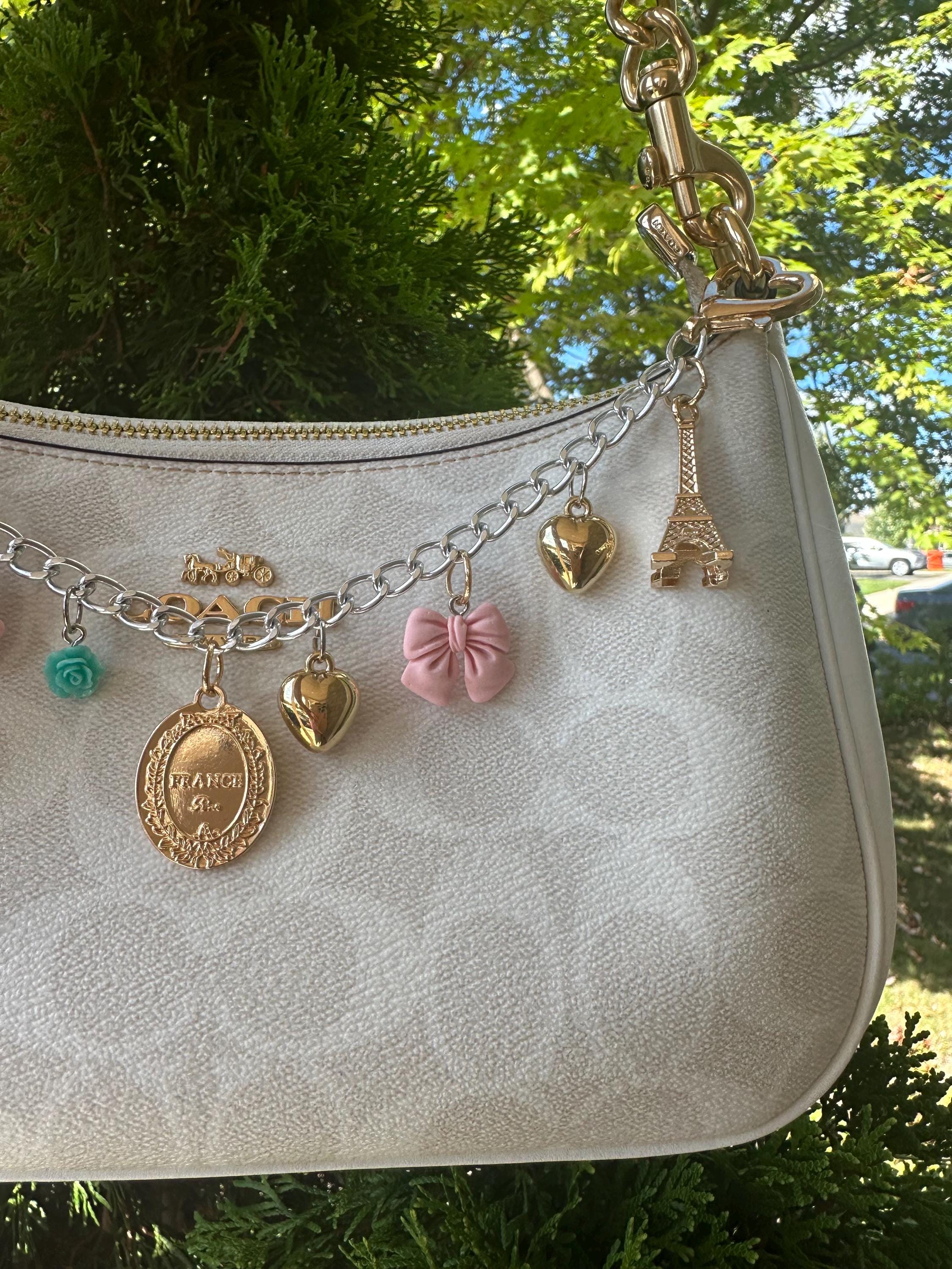 人気No.1 Pastel Paris Trendy Y2K Bag Charm, Bag Chain Charm, Chunky アクセサリー