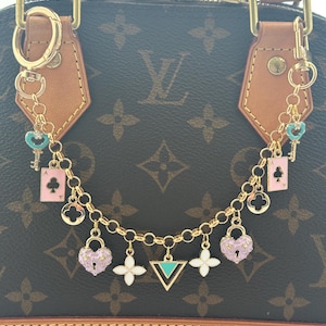 Zierliche Charms Taschenkette: Clover Couture Taschen Anhänger
