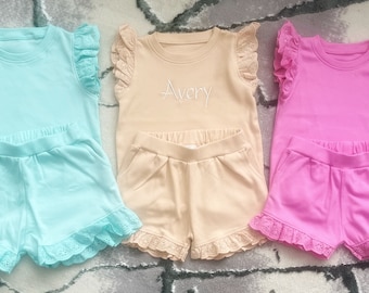 Girls Personalised Tshirt and Shorts set, Girls summer outfit, Girls summer clothing set, matching Tshirt and shorts set, Embroidered Gift