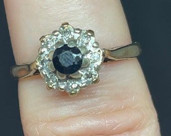 Sapphire and diamond 9ct Gold Cluster Ring Size M
