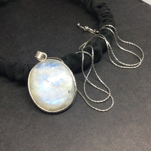 Rootalted quarts pendant necklace