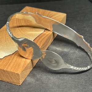 Handmade Silver Pincer Bangle