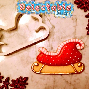 Santa&#39;s Sleigh Cookie Cutter