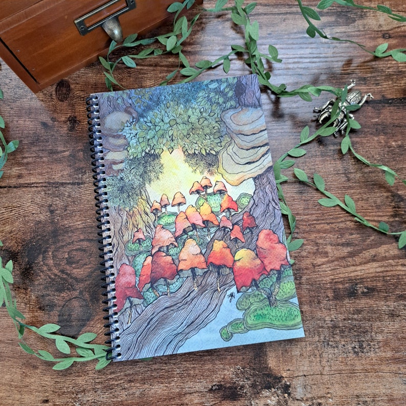 Agenda semanal Mushroom Cottagecore, sin fecha, con opción de encuadernación. imagen 3