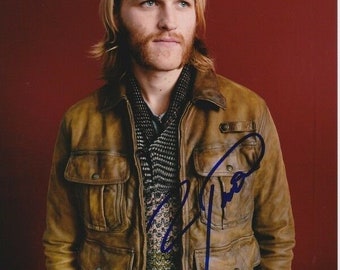 Wyatt russell signed autographed 8x10 photograph ( son of kurt & goldie hawn )
