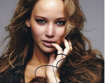 Jennifer Lawrence signed autographed 8x10 photograph