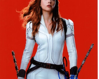Scarlett Johannson Signed Autographed 8x10 Marvel Black Widow Natasha Romanoff Photograph