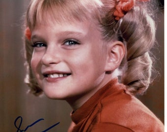 Susan Olsen signed autographed 8x10 The Brady Bunch Cindy photograph