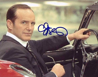 Fotografia autografata 8x10 della Chevrolet Corvette del 1962 firmata da Clark Gregg
