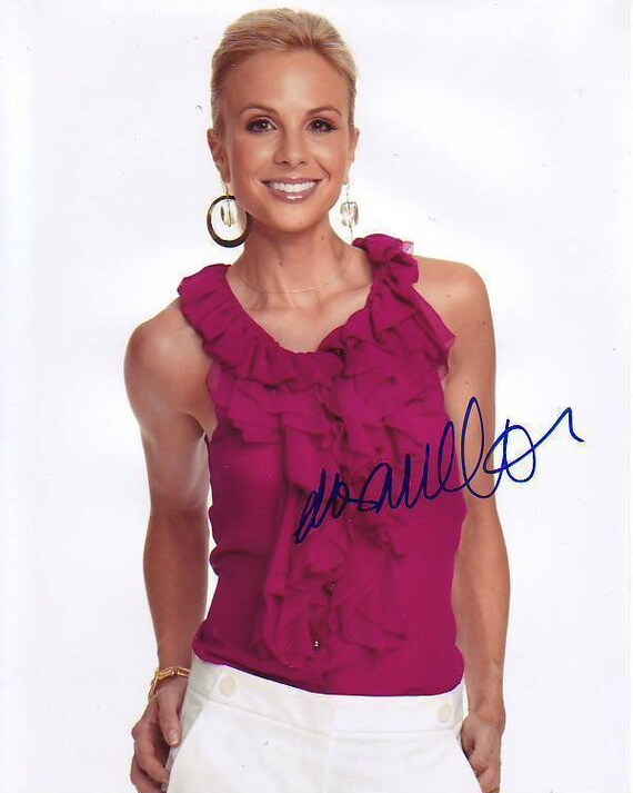 elisabeth hasselbeck pink dress Elisabeth Hasselbeck Fires Back At Plagiarism Claims