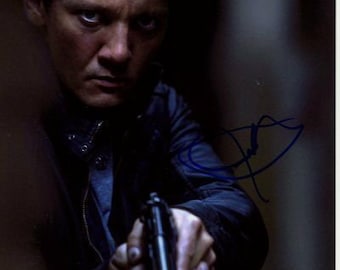 ×限定　ジェレミー•レナー　サイン　入り　写真 ジェレミー・レナーのサイン入り8x10 ボーン・レガシー アーロン