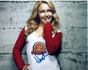 Hayden panettiere autographed 8x10 heroes claire bennet photograph