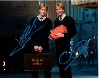 Oliver and James Phelps signed autographed 8x10 Harry Potter George & Fred photograph
