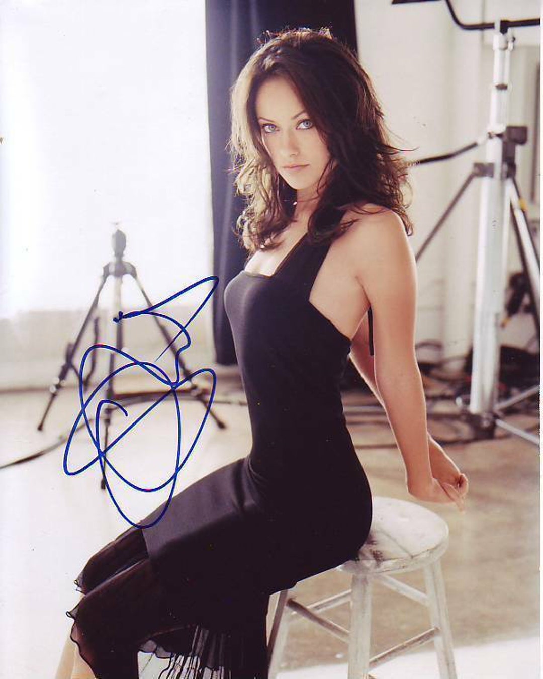 ハリウッド　女優　証明書付　オリヴィア・ワイルド 　直筆サイン入り８Ｘ１０フォト il_1080xN.3571969747_4llj.jpg