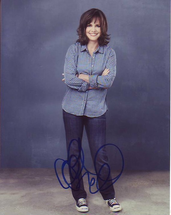Sally Field Signed Autographed Brothers Sisters Nora Walker Photo
