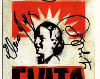 Evita podpisała program teatralny z autografem obsady - Ricky Martin