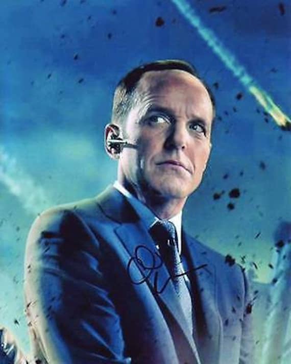 Clark Gregg Signed Autographed 8x10 the Avengers Phil Coulson
