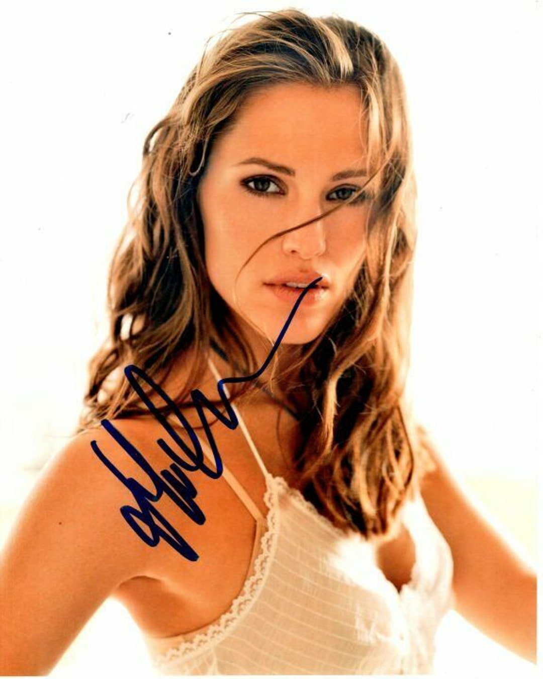 セール中…ジェニファー・ガーナー直筆サイン入り超大型写真…エレクトラ… ジェニファー・ガーナー直筆サイン入り写真□エイリアス