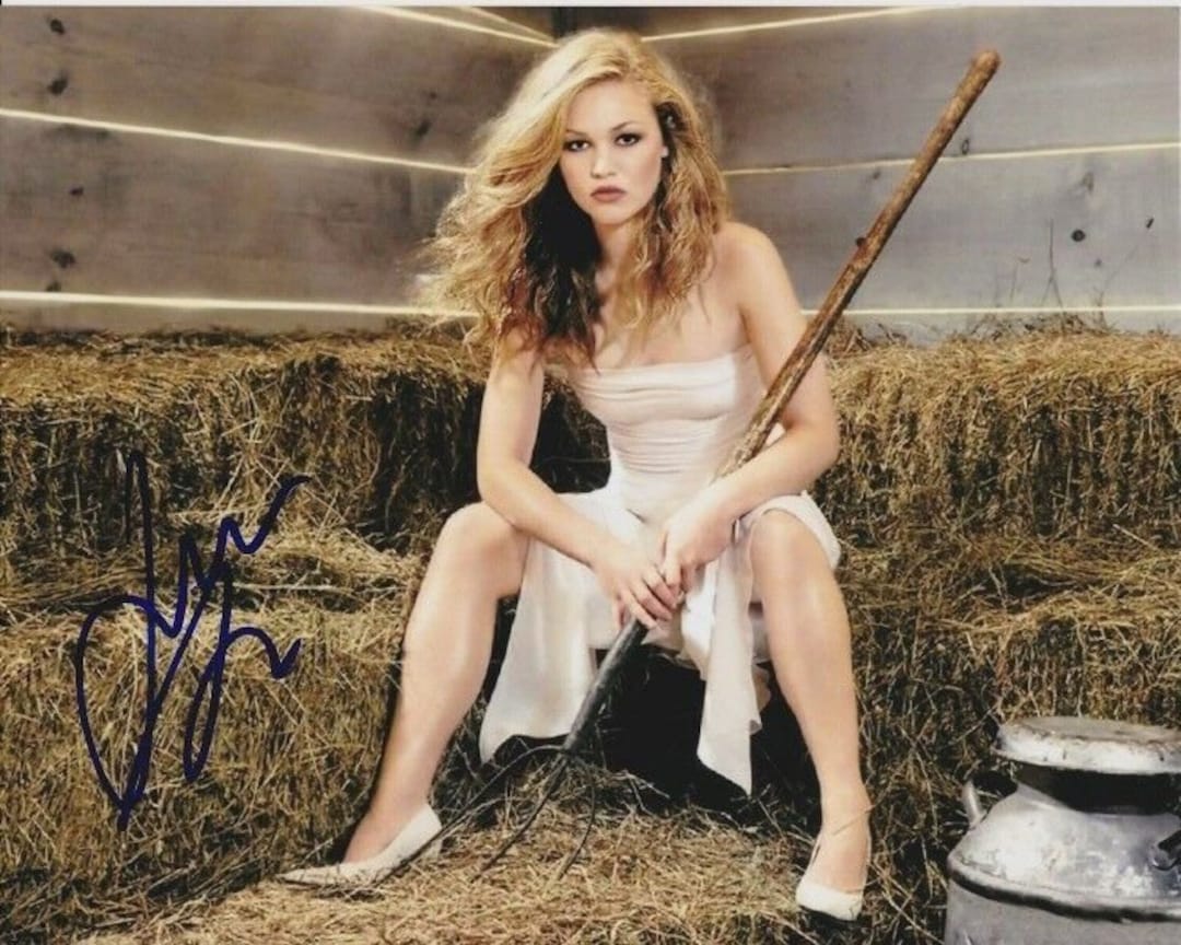 Julia Stiles Signed Autographed 8x10 Photograph - Etsy