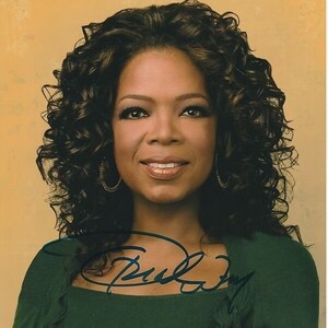 Oprah Winfrey signed autographed 8x10 photograph