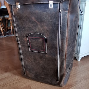 Bagagli in pelle per famiglie numerose, borsa trolley in pelle fatta a mano, articoli in pelle cuciti dal design unico, borsa da viaggio in pelle, bagaglio a rotelle immagine 3