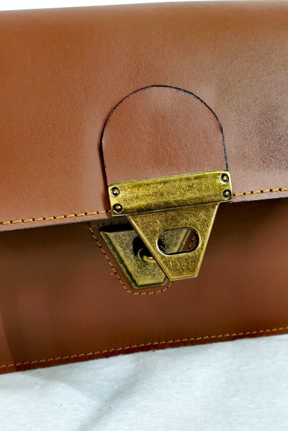 Belt clutch bag 2025
