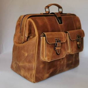 Porte-documents en cuir style sac de médecin, sac en cuir fait main pour ordinateur portable 15 pouces, sac de travail en cuir, sac à bandoulière, sac de voyage, sac en cuir pour ordinateur
